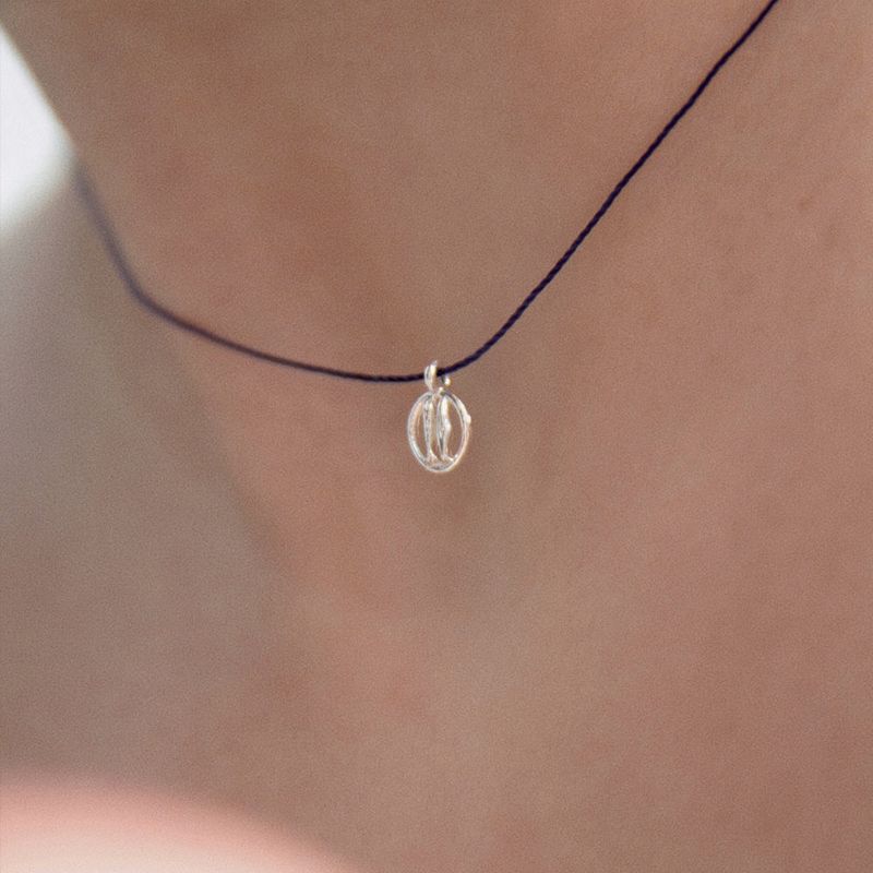 ccnmade（チェチャンナムメイド）の「ラウンデッドシルバーペンダントネックレス（アクセサリー）」