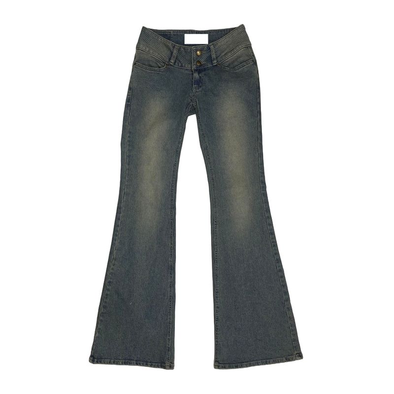 Grunge boots cut denim pants