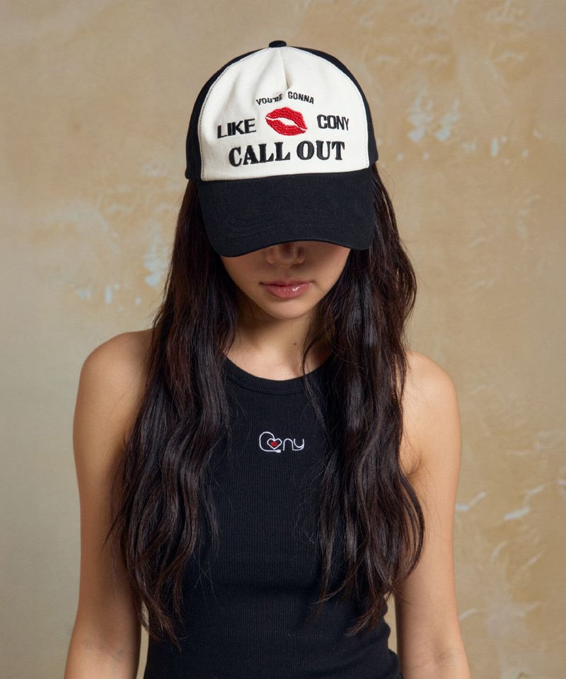 CALLOUT LIPS LOGO BALL CAP / [ BLACK/WHITE ]