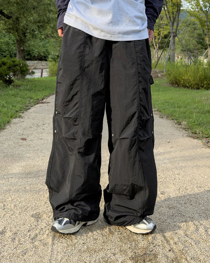 Dock rivet panel nylon pants