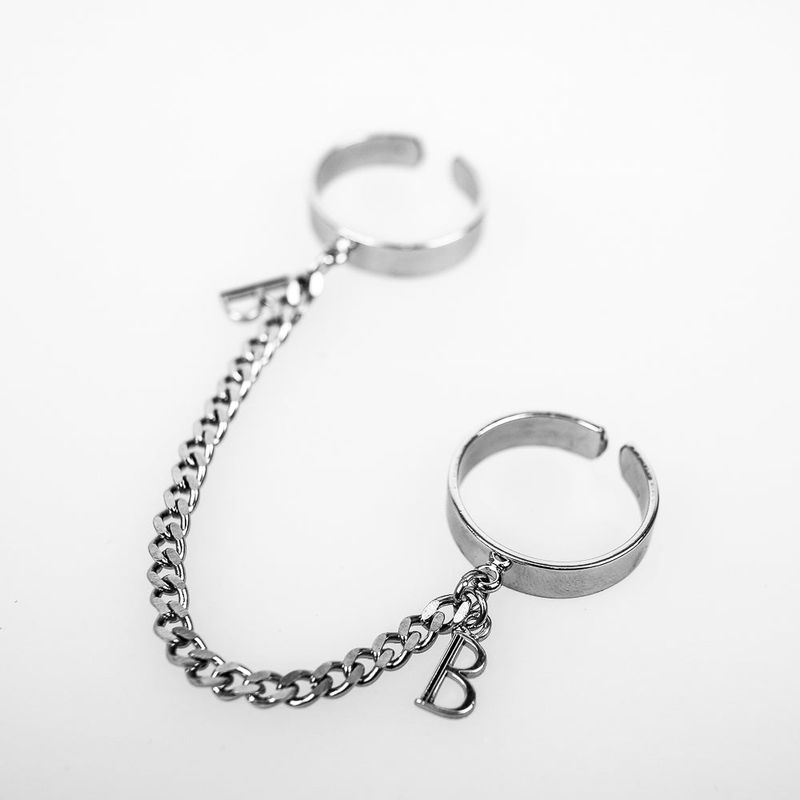 a men's bangle ring_B CLEF NO.2 RNG