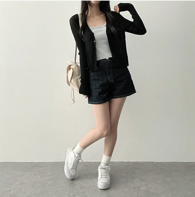 Derming knit sleeveless shirt