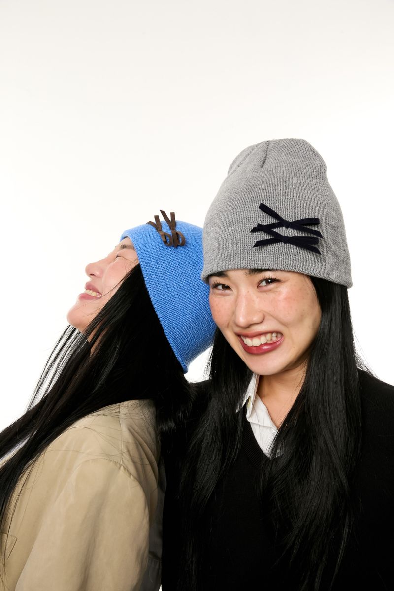 MINI RIBBON BEANIE / GREY