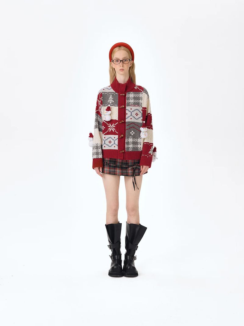 13DE MARZO(トレセ・デ・マルゾ)の「13DE MARZO Snowbear Christmas Cardigan Red(Tops)」
