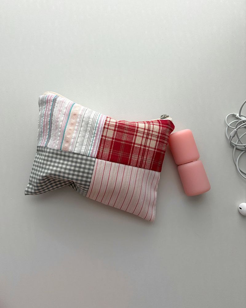 Patch work flat pouch v2 , M size