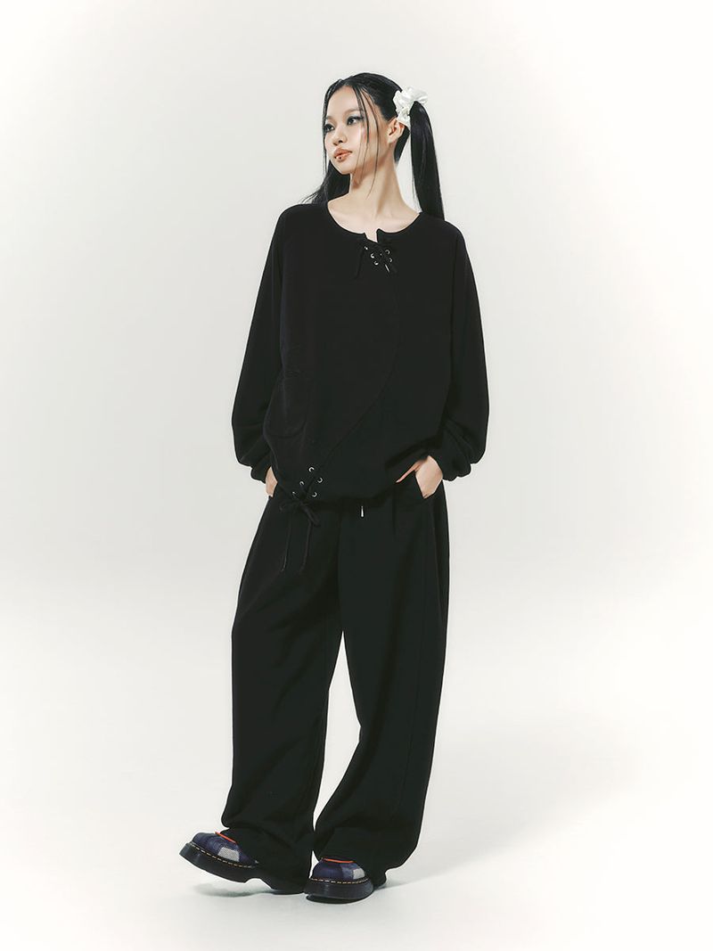 NYXX（エヌワイエックスエックス）の「STAR APLIQUE CREWNECK BLACK（Tops）」
