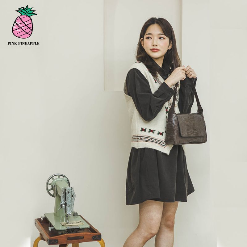 PINK PINEAPPLE（ピンクパイナップル）の「RETRO MOM'S BAG（Bags）」