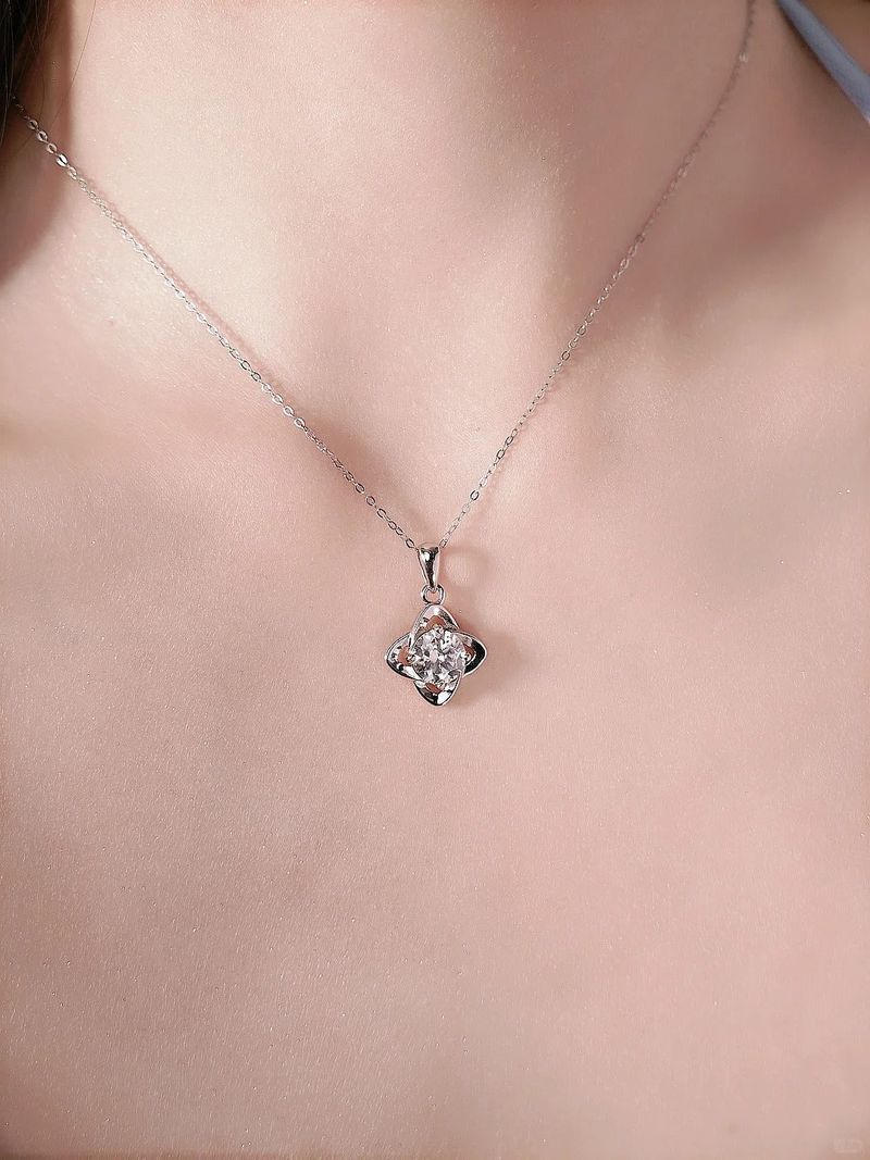 Four-leaf clover necklace