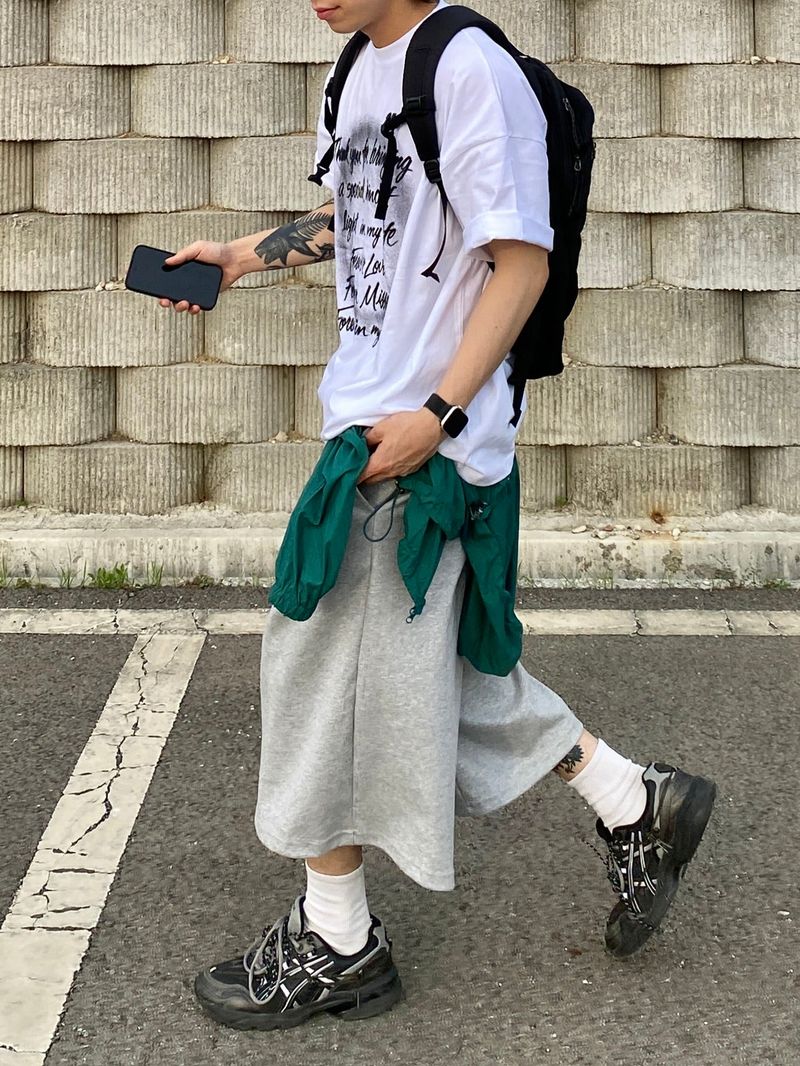 Layer pintuck bermuda wide half pants 2C