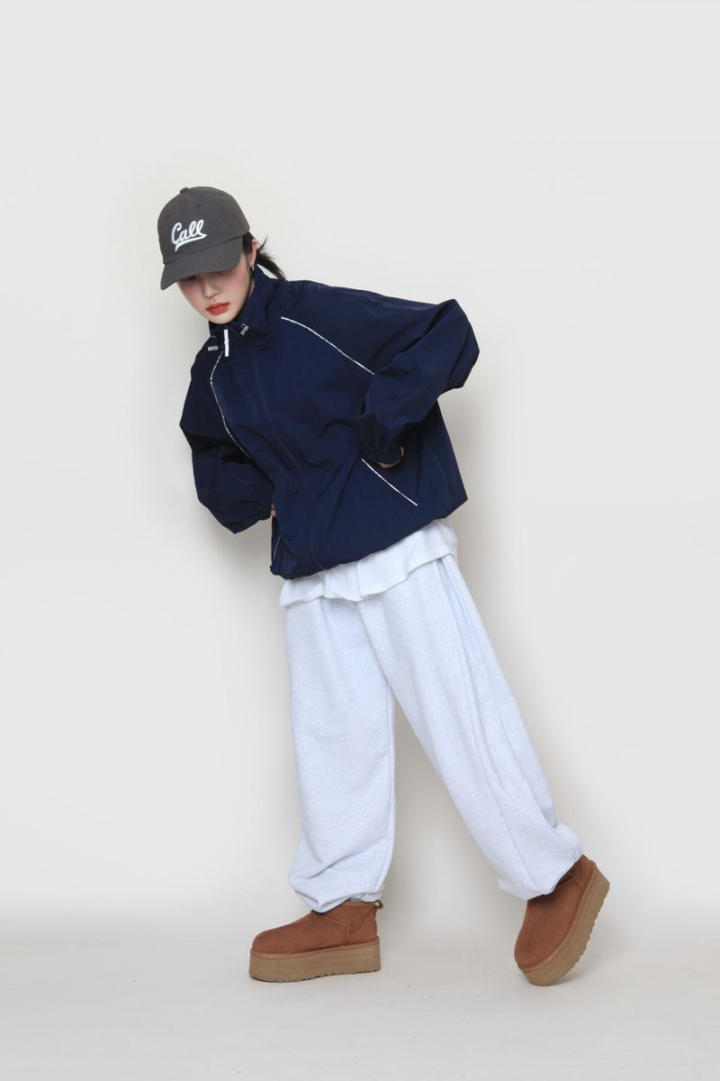 Paisley Piping Zip-Up