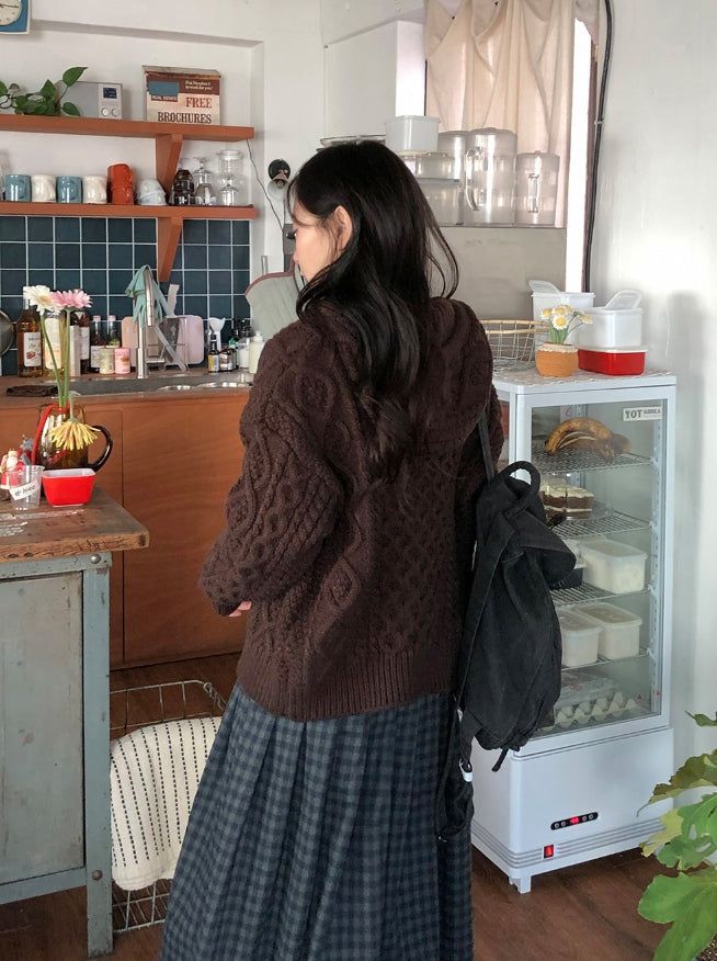 Dimtro Cable Hood Knit Cardigan