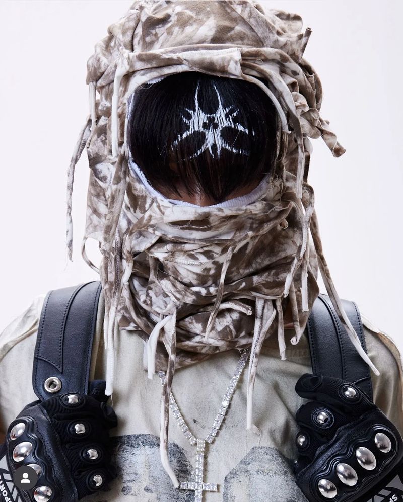 Cozy Worldwide(コージー ワールドワイド)の「005 CHAOS DREAM WAXED MASK(Hair Accessories)」