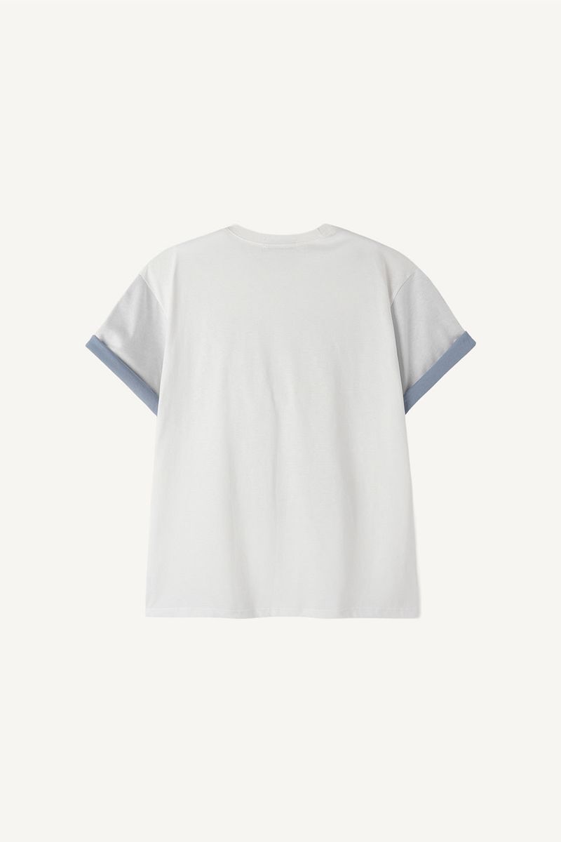 Graphic color matching roll-up T-shirt