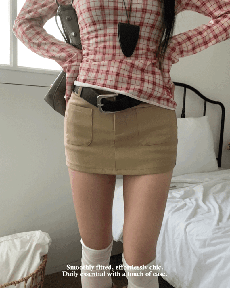 GUSTA（グスタ）の「 Even Two Pocket Span Mini Skirt (3 colors)（Skirts）」