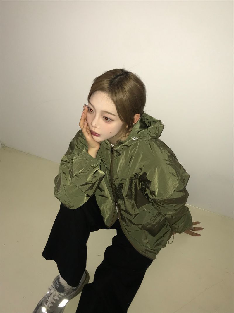 Lucas hood windbreaker jacket