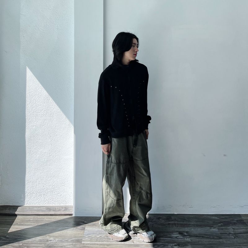 Vスタッズスタンドカラージップジャケット