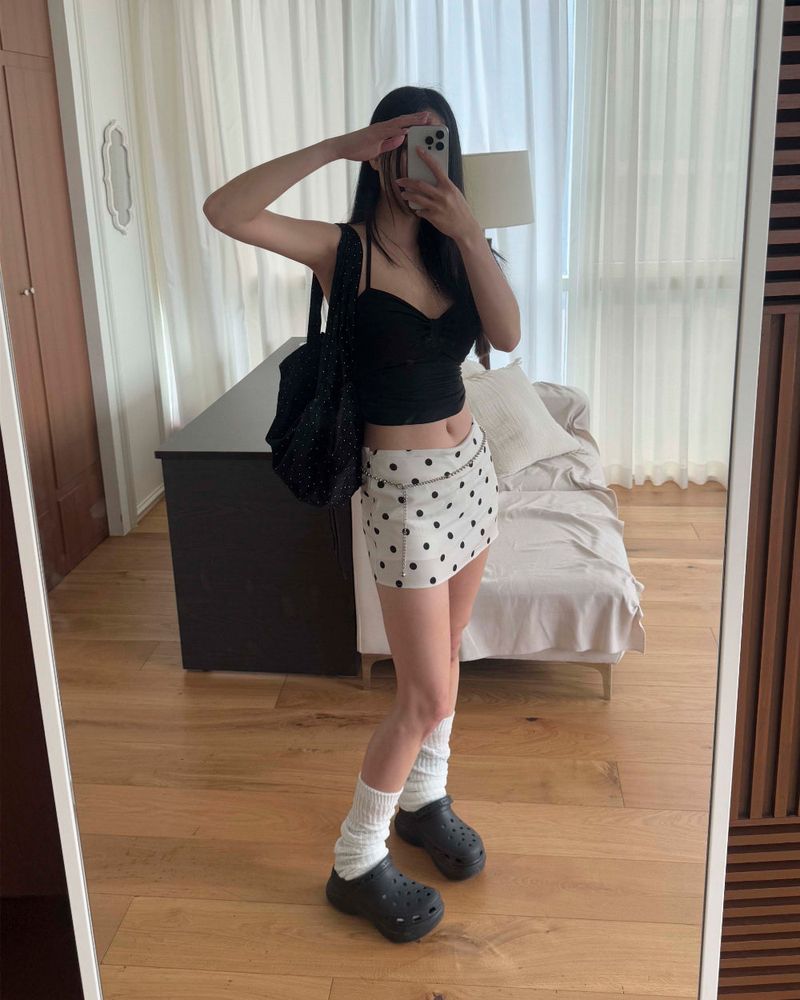 Dot mini skirt