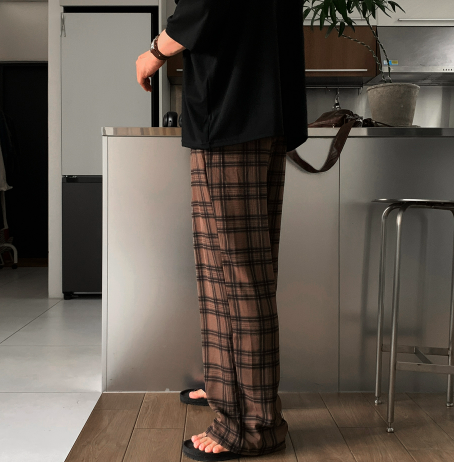 Kuiper Turkic Check Pattern Wide Fit Pants