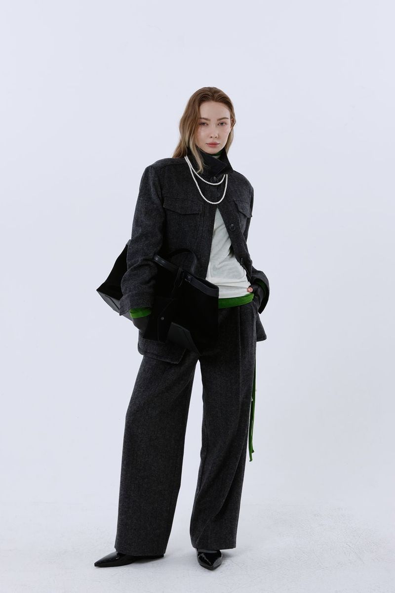 HERRINGBONE WOOL SLACKS PANTS_BLACK