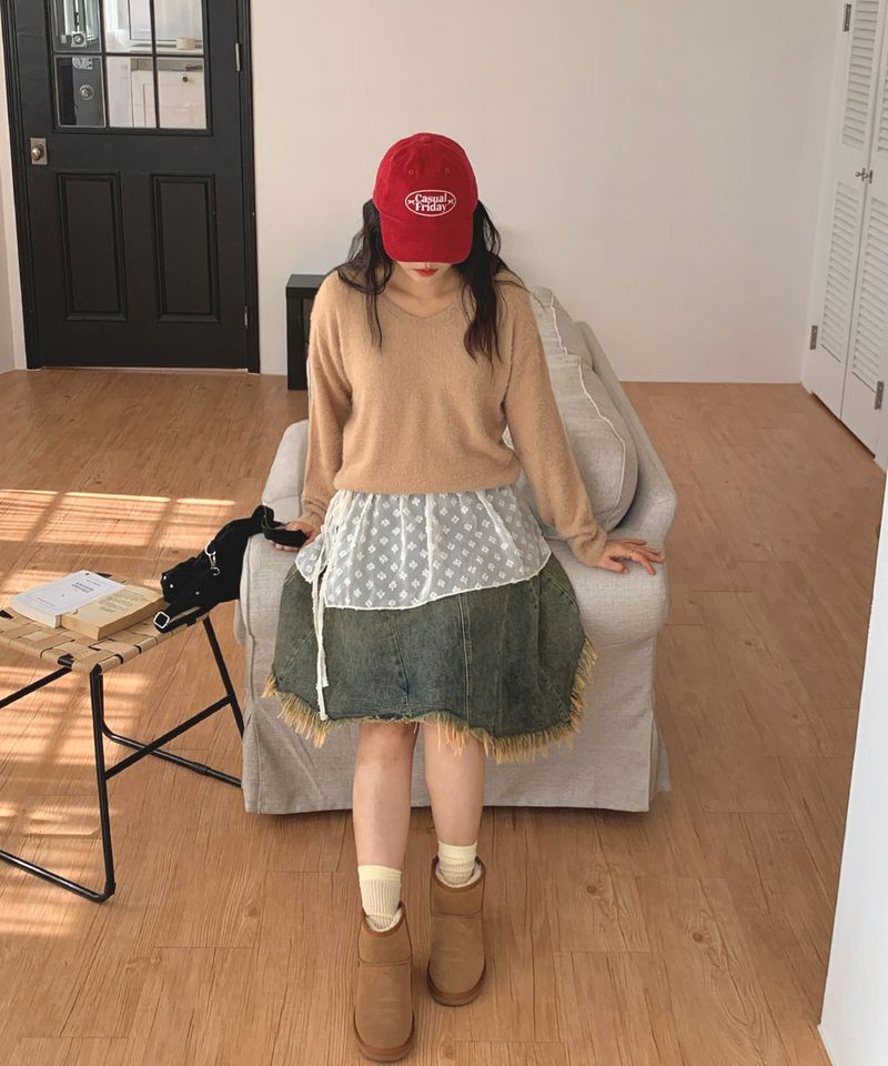 Soft Angora V-neck knitwear