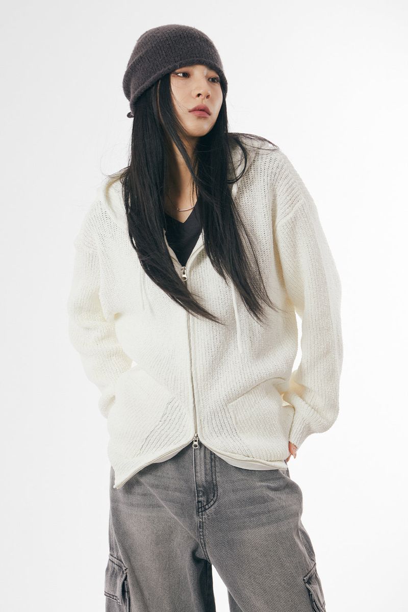Raucohouse（ラウコハウス）の「Adora heavy knit hood zip-up（Tops）」