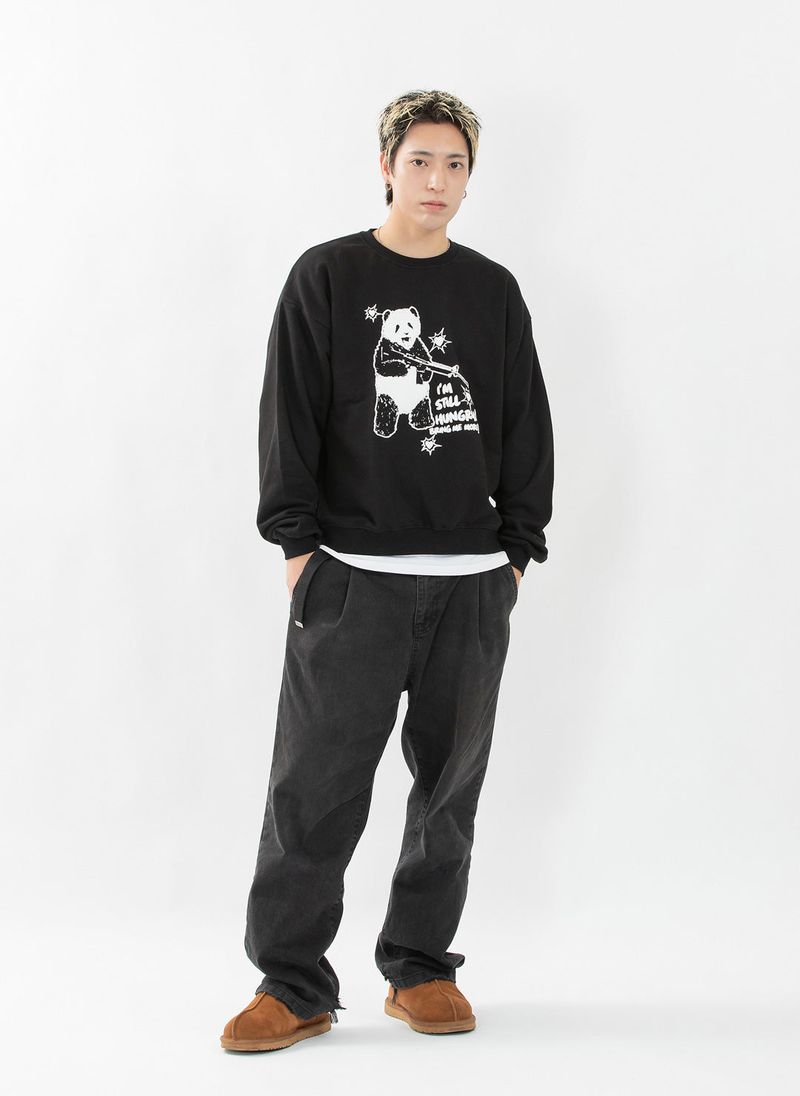 HUNGRY PANDA SWEATSHIRT (BLACK)
