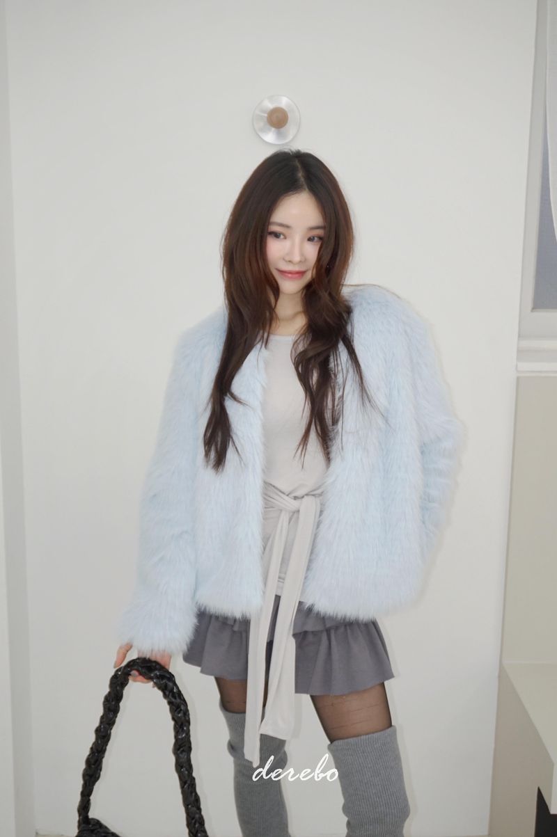 Sky Cloud No Collar Fur Jacket