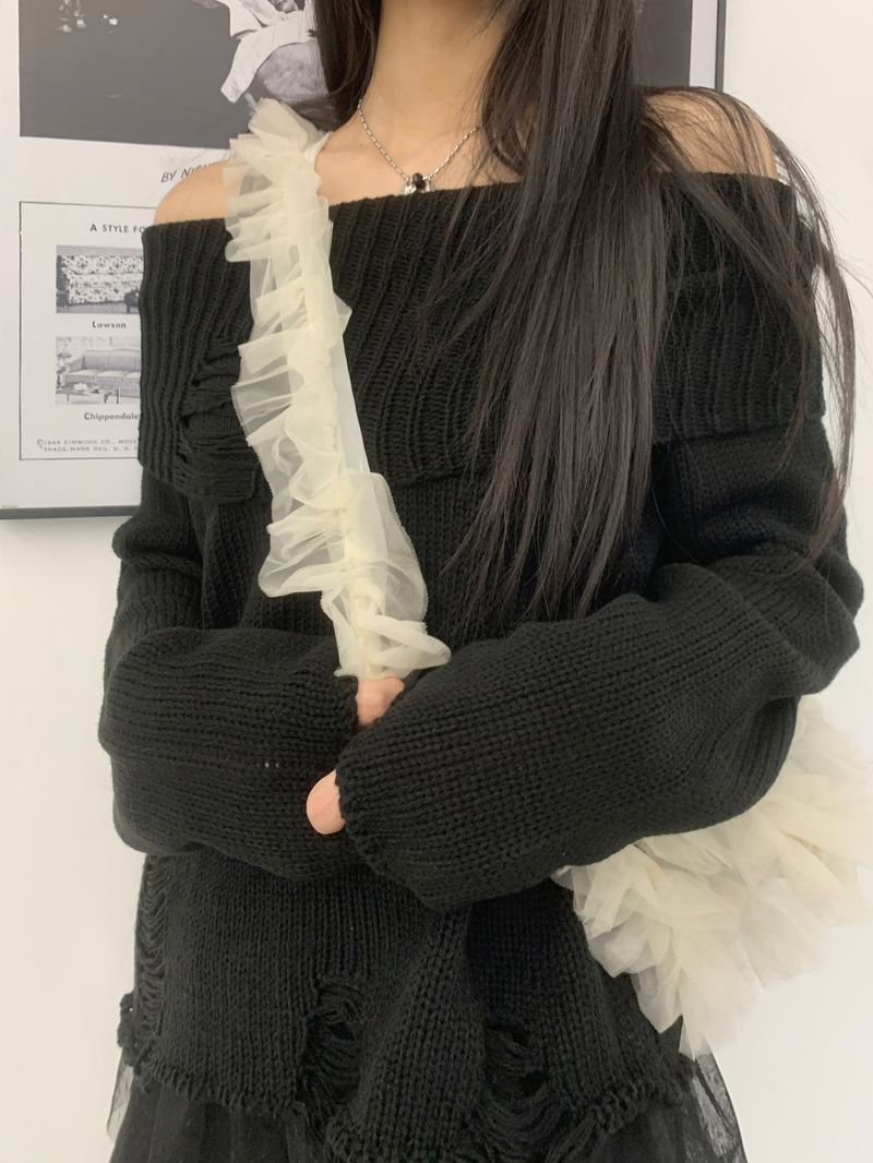 Damage Off-Shoulder Long Sleeve Knit (4 Colors)