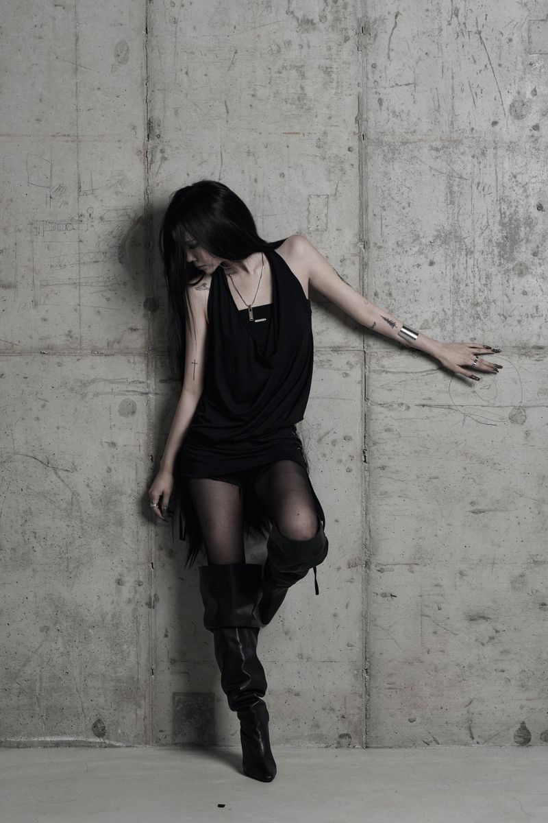 [label] cowl-neck side lace-up one-piece BLACK