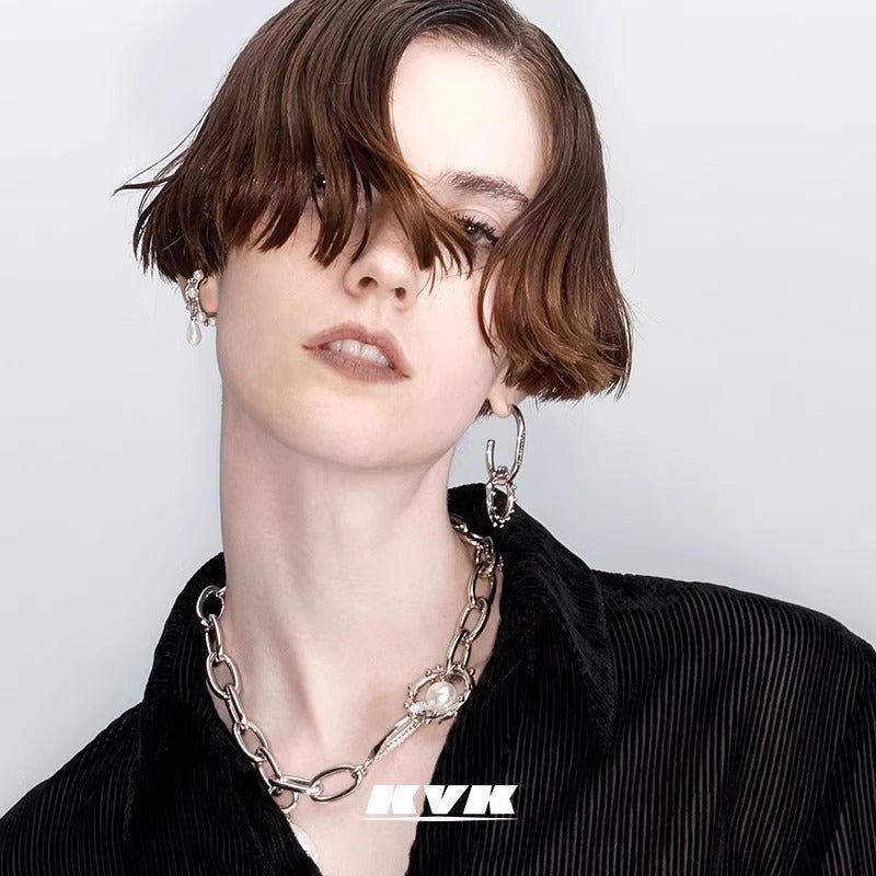 KVKファッションショー コンセプトネックレス