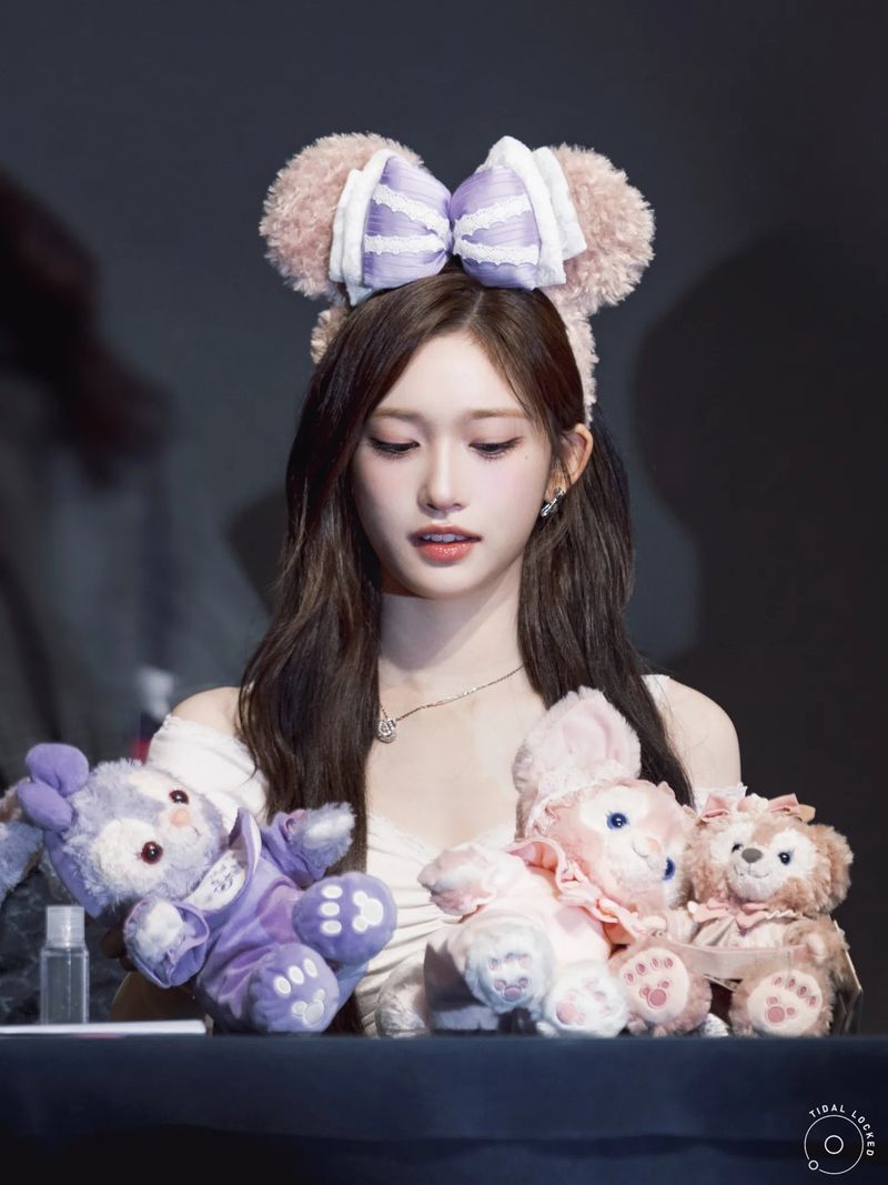 [Choi Yena, IVE Leeseo Piercing] Dalia Ribbon Piercing - Silver Color
