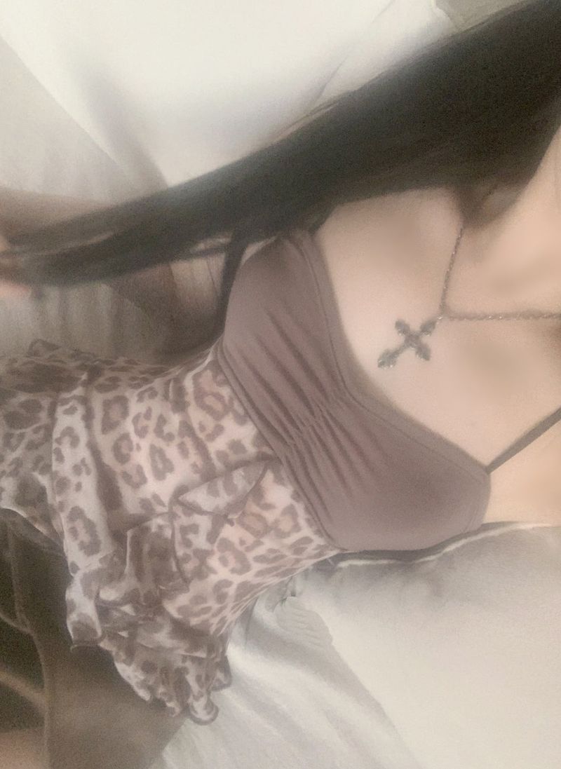 suzen（スゼン）の「Rayz Leopard Long Lace Top (brown)（Tops）」