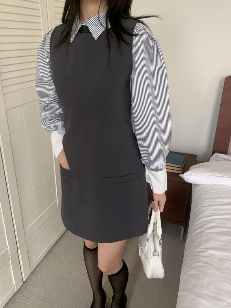 Classic Mae Simple Line Two-Pocket Mini Dress