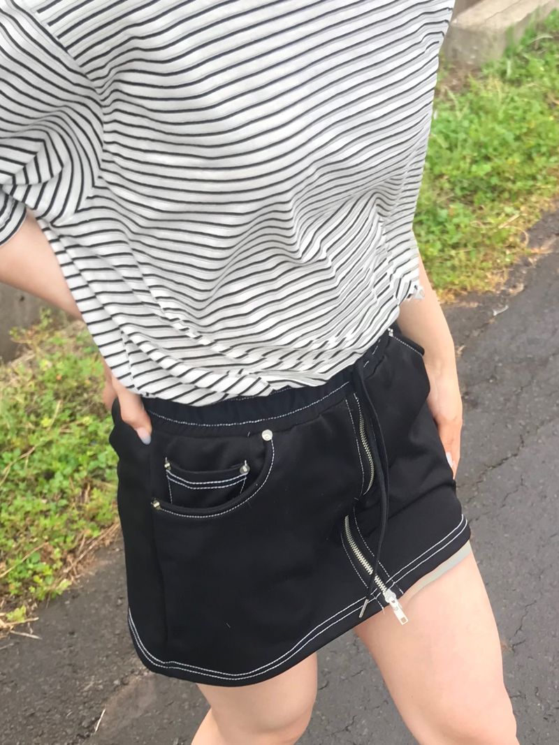 Zipper & Rivet mini skirt