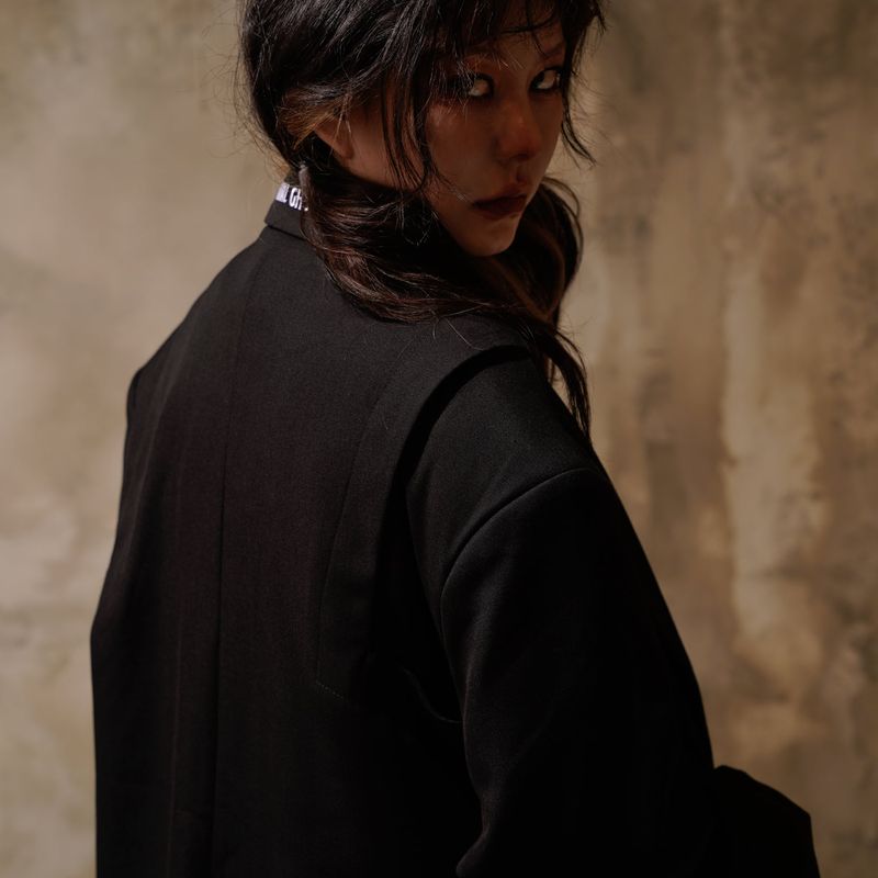 Draculra (wide overfit blazer jacket)