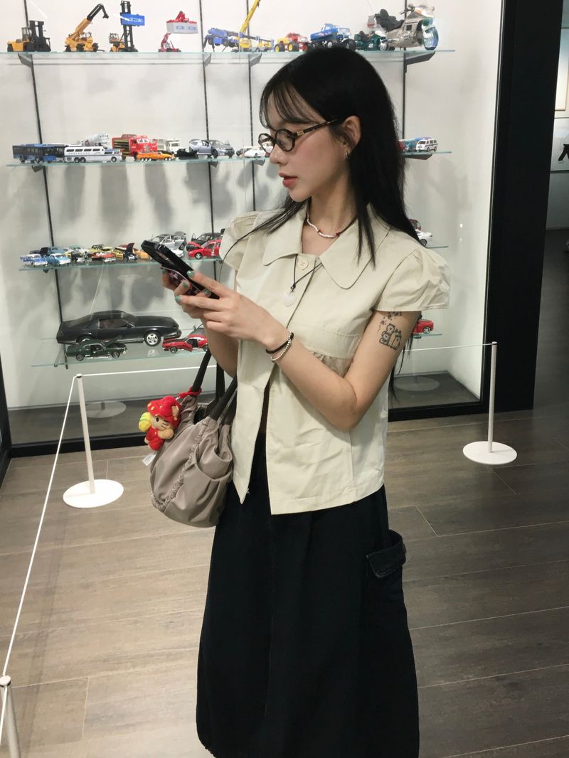 Eddie Collar Short Sleeve Blouse (2c)