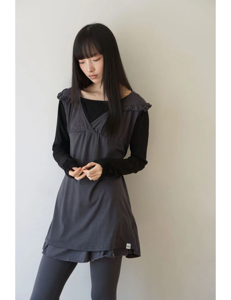 RUFFLE TIE TOP(CHARCOAL)