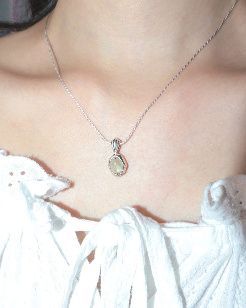 [MADE] water drop necklace