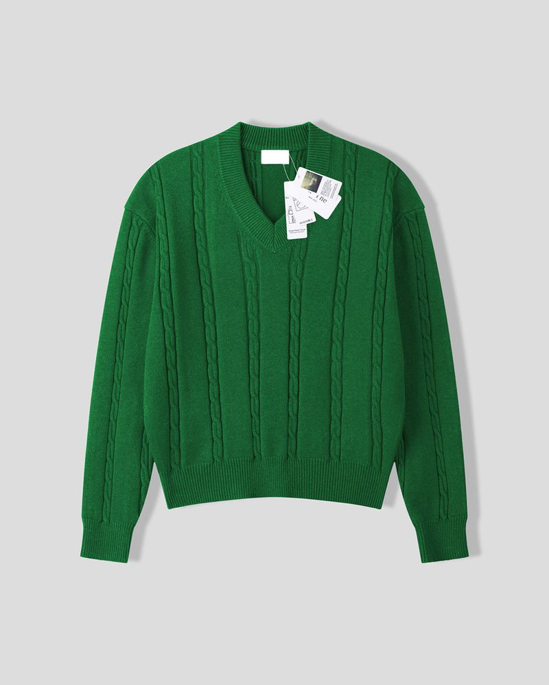Melter Semi-Cropped Cable V-Neck Knit