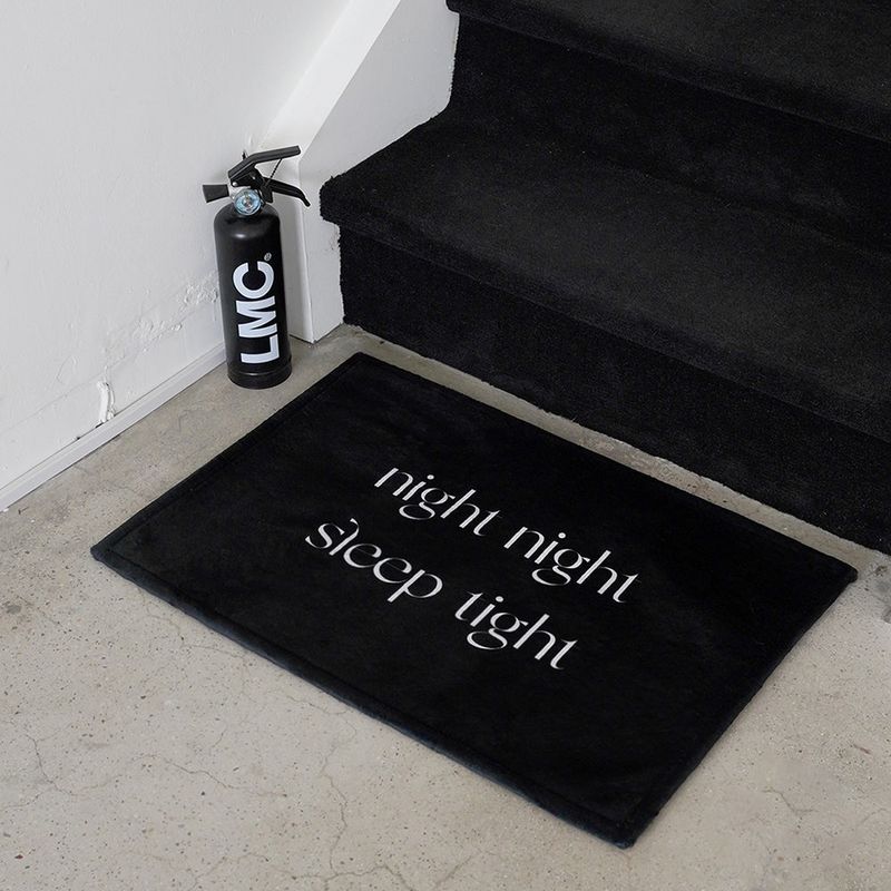 SLEEPTIGHT OBJECT（スリープタイトオブジェクト）の「night night mini rug - black（Smartphone Accessories）」