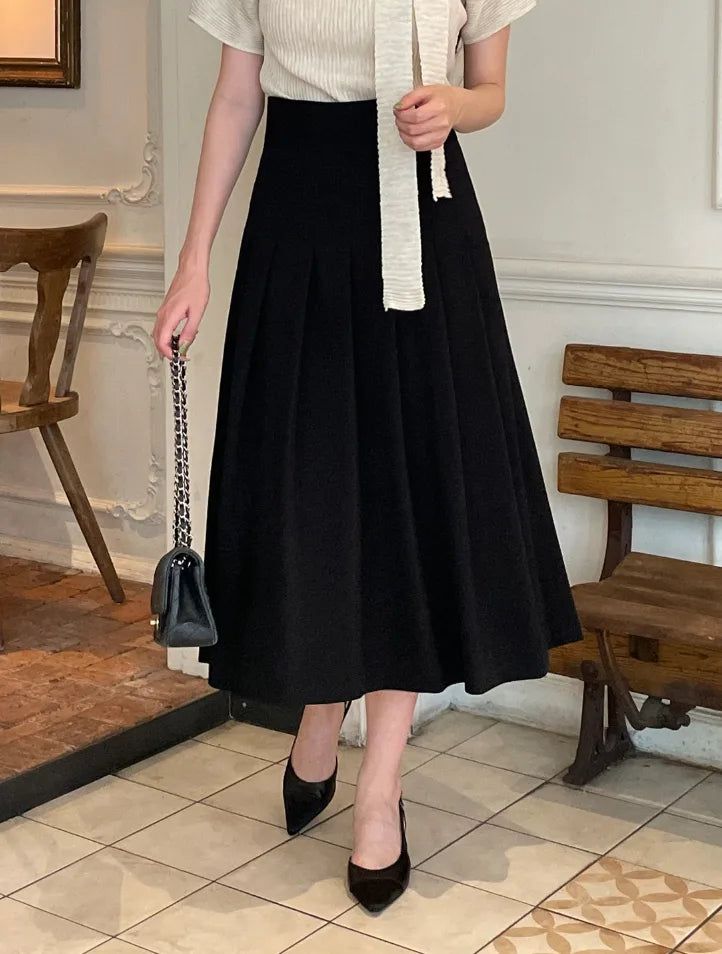 iam mari（アイアム マリ）の「Envo Stretch Pleated Long Skirt（Skirts）」