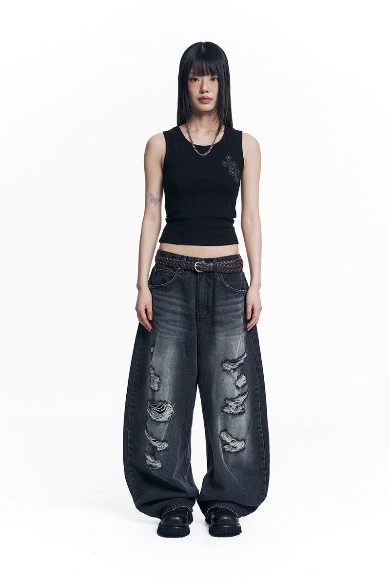 Distressed Curved Denim Pants - Black