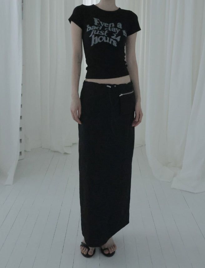 Illoque Pocket Nylon Long Skirt