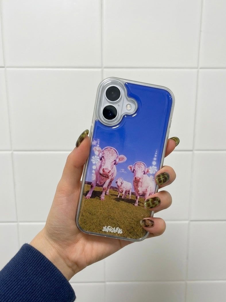 Furry Friends airpods case_Cow