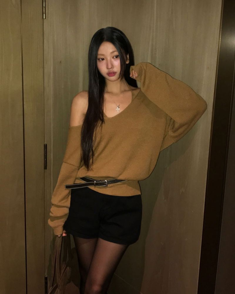 V-Neck Knit & Tank Top Set