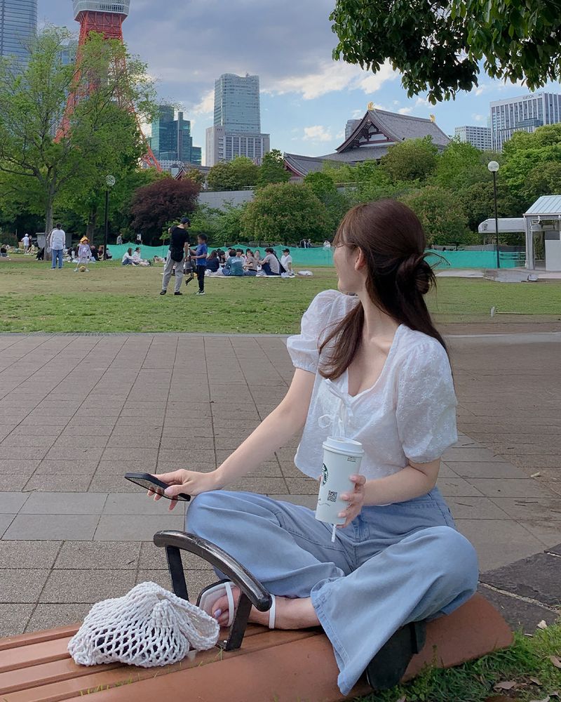 MAYBINS（メイビンス）の「バーク パンチング リボン ブラウス（トップス）」