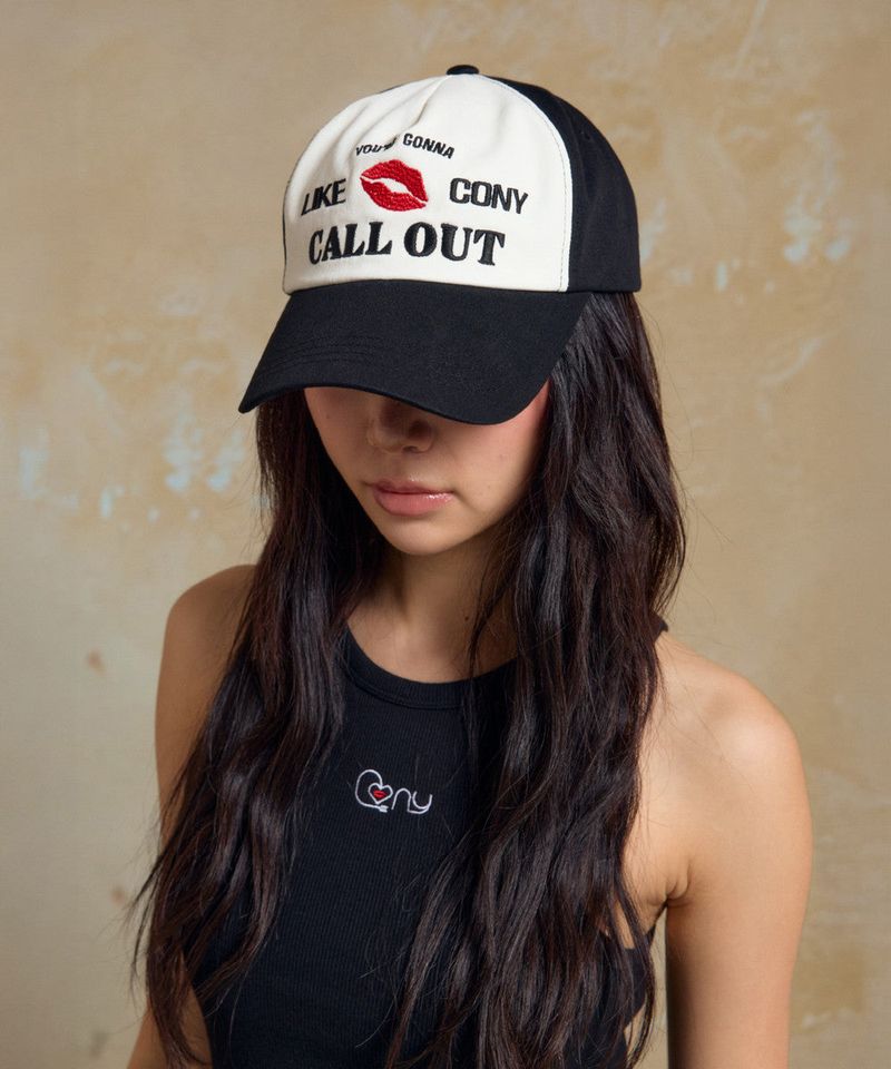 CALLOUT LIPS LOGO BALL CAP / [ BLACK/WHITE ]