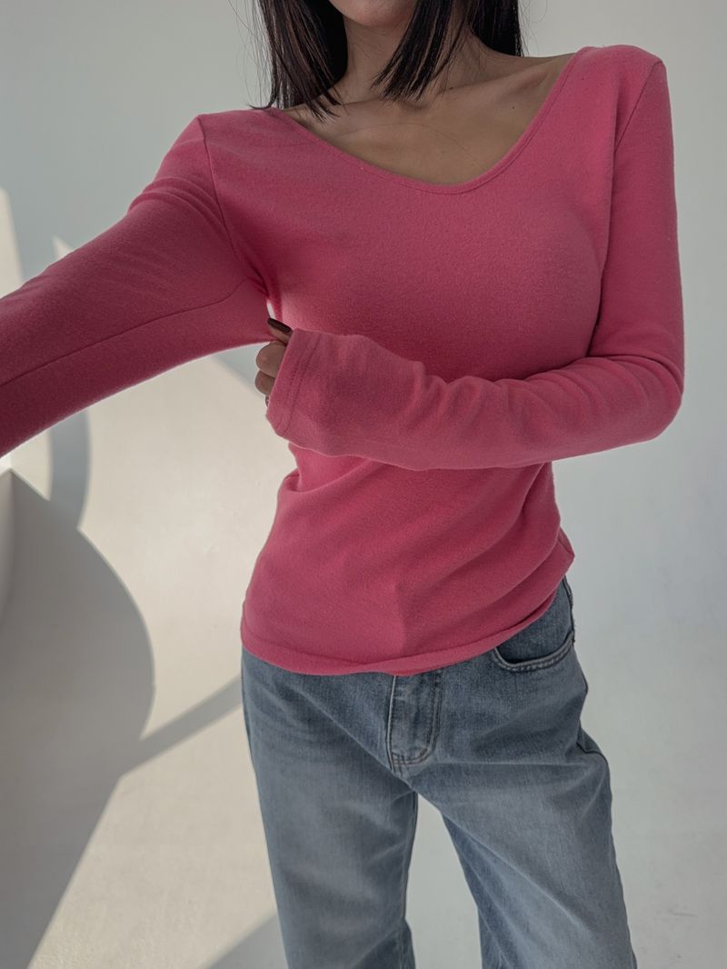 Napping V-neck Long Sleeve T-shirt