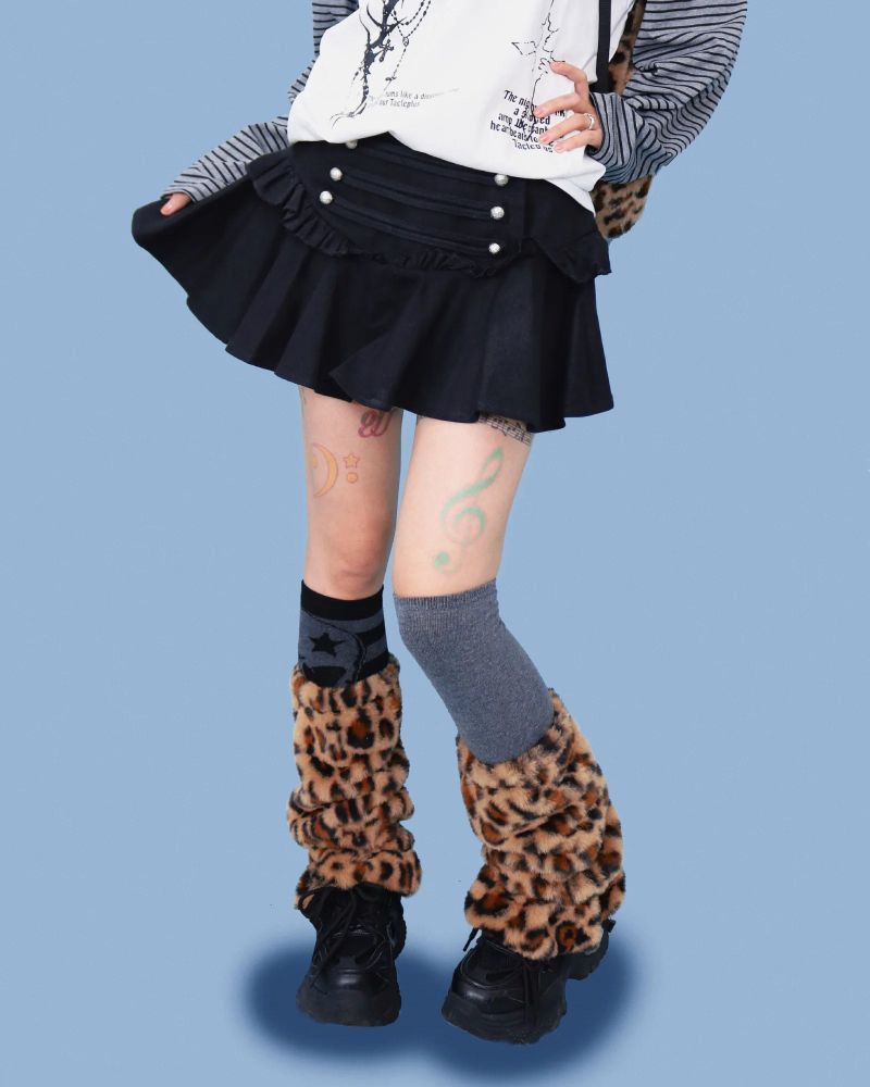 napoleon button frill skirt (속바지)