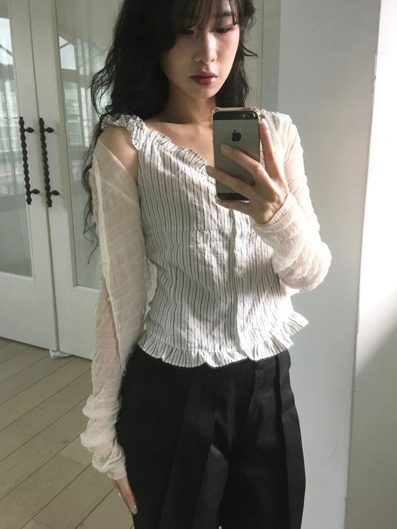 Angel Sleeveless Blouse